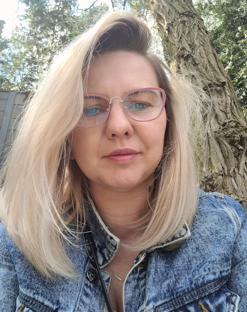 dr inż. Izabela Olejarczyk-Wożeńska